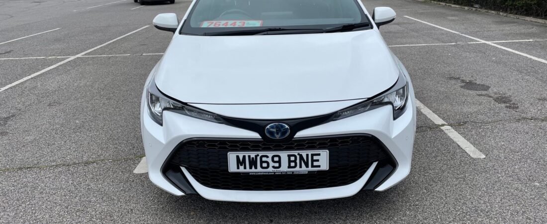 2020 Toyota Corolla 1.8 VVT-i Icon Tech (Spare Wheel) Touring Sports 5d – £21,500